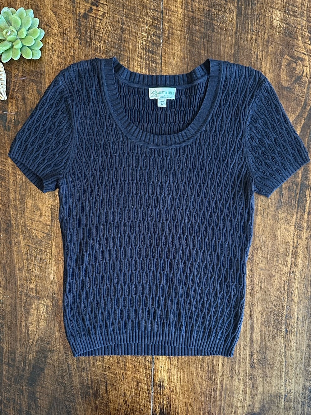 Austin Reed | avy Blue Short Sleeve Silk Blend Cable Knit Sweater Top, Size LP
